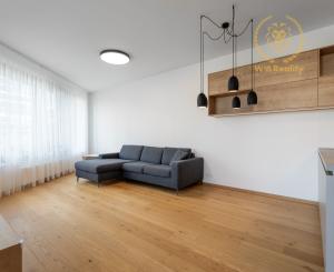NA PREDAJ | EXKLUZÍVNY 3-IZBOVÝ BYT | SKY PARK | BRATISLAVA