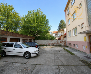 NA PRENÁJOM - 2 - izbový byt v centre Piešťan s parkovaním