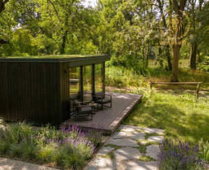 REKREAČNÝ POZEMOK NA PREDAJ | 536 m² | PRI VODE