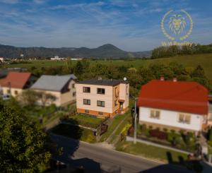 Ponúkame dvojpodlažný rodinný dom - Žilina mestská časť Trnové