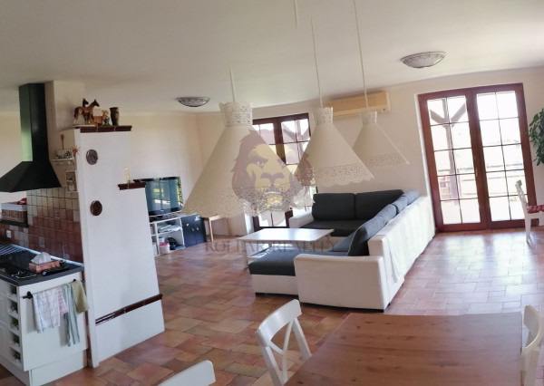 NA PREDAJ VIDIECKY RODINNÝ DOM V HORNÝCH OREŠANOCH