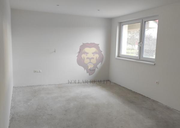 NA PREDAJ RODINNÝ DOM - NOVOSTAVBA - BYSTRIČANY 4-IZBOVÝ , 488m2 POZEMOK