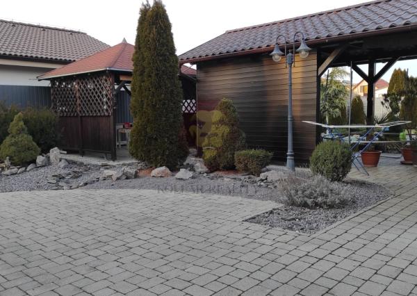 !!Znižená cena!! NA PREDAJ VELKÉ BIELICE - RODINNÝ DOM - 6,5 IZBOVÝ