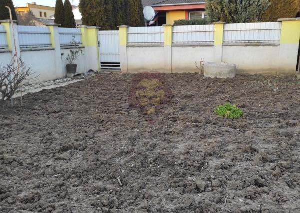 !!Znižená cena!! NA PREDAJ VELKÉ BIELICE - RODINNÝ DOM - 6,5 IZBOVÝ