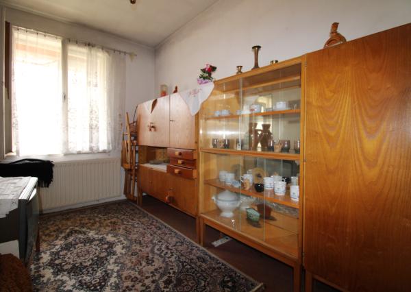 NA PREDAJ - Rodinný dom so záhradou v Sasinkove