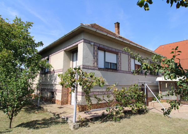 NA PREDAJ - Rodinný dom v Borskom Mikuláši