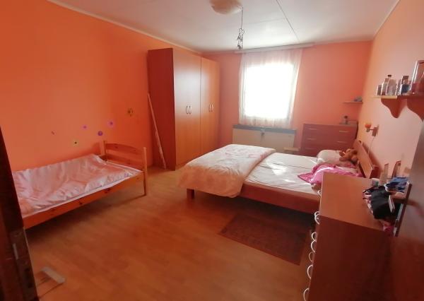 NA PREDAJ RODINNÝ DOM V OBCI - POLIANKA - MYJAVA