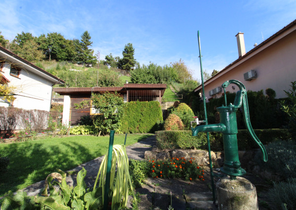 NA PREDAJ - Pozemok s chatkou neďaleko Sĺňavy