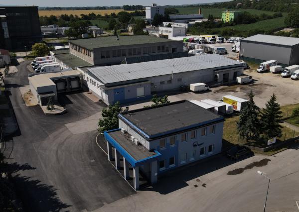 NA PRENÁJOM VÝROBNA HALA A ADMINISTRATÍVNA BUDOVA NOVÉ MESTO NAD VÁHOM