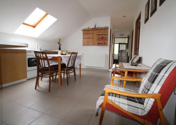 ZNÍŽENÁ CENA - NA PREDAJ - Veľký Rodinný dom Sokolovce