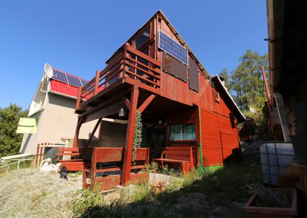 NA PREDAJ - Chatka s pekným výhľadom na Šianci