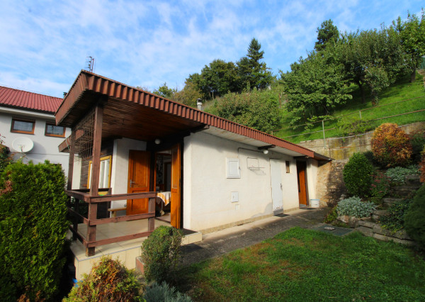 NA PREDAJ - Pozemok s chatkou neďaleko Sĺňavy