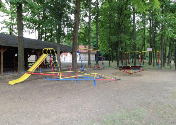 ZNŹENÁ CENA ! - NA PREDAJ - Jazero pri Tomášikove