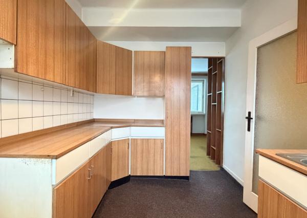 Rodinný dom v pôvodnom stave pár krokov od námestia – Nové Mesto nad Váhom