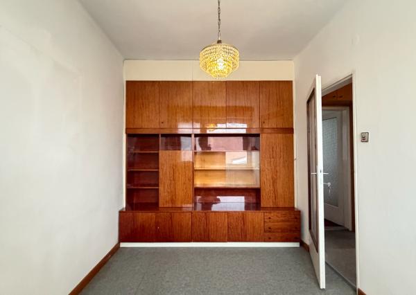 Rodinný dom v pôvodnom stave pár krokov od námestia – Nové Mesto nad Váhom