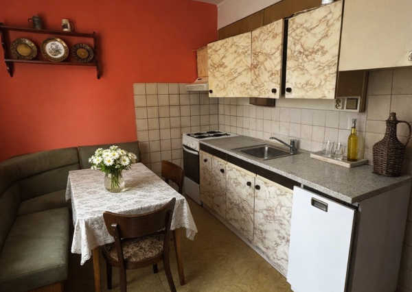 NA PREDAJ | 3-IZBOVÝ BYT | 67 m² + LOGGIA | TRENČÍN