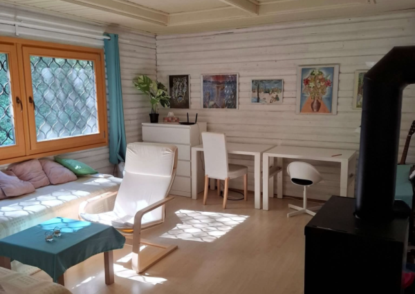 Chata pri lese nad Pieštanmi v chatovej oblasti Striebornica