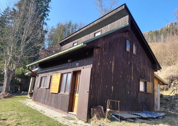 Rekreačná chata s pozemkom na predaj Sklabinský Podzámok