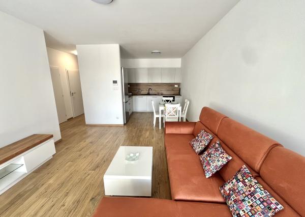 Moderný 2-izbový byt na prenájom – Zelené Vlčince, Pražská ulica