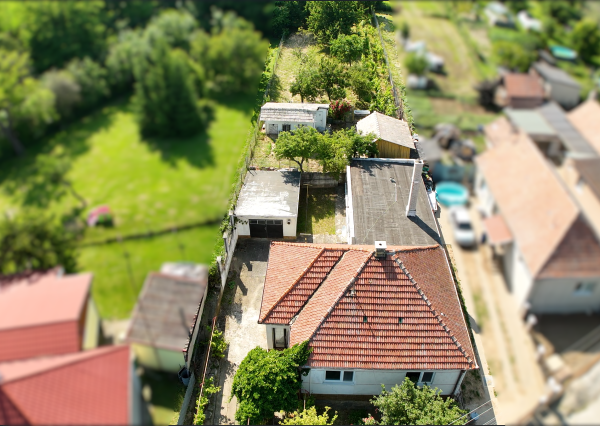 Rezervované - Rodinný dom so záhradou v Sasinkove