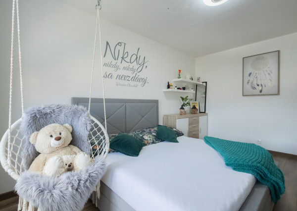 PREDAJ 4-IZBOVÝ BYT |  87m² | TRENČIANSKÉ BOHUSLAVICE