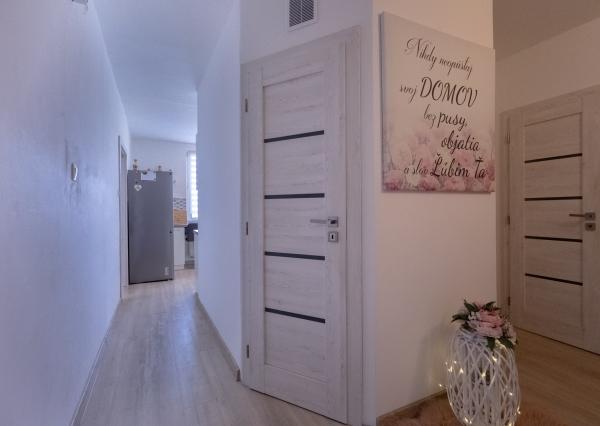 PREDAJ 4-IZBOVÝ BYT |  87m² | TRENČIANSKÉ BOHUSLAVICE