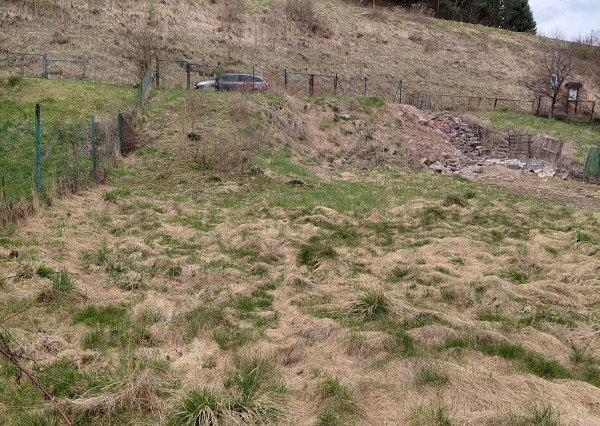 NA PREDAJ STAVEBNÝ POZEMOK STREČNO 462m2