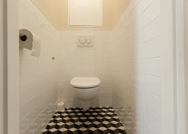 ZNÍŽENÉ NA PREDAJ  4-IZBOVÝ BYT – BRATISLAVA - VRAKUŇA 82 m²