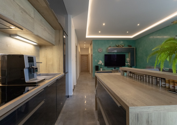 REZERVOVANÉ – MODERNÝ 4-IZBOVÝ BYT | 84 m² | VEĽKÝ BIEL