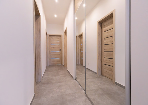 REZERVOVANÉ – MODERNÝ 4-IZBOVÝ BYT | 84 m² | VEĽKÝ BIEL