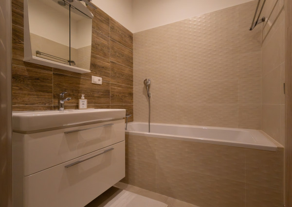 REZERVOVANÉ – MODERNÝ 4-IZBOVÝ BYT | 84 m² | VEĽKÝ BIEL