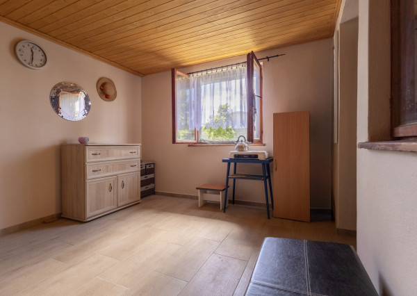 NA PREDAJ Chata s pozemkom 510 m² | Dubnica nad Váhom