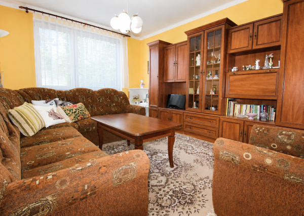 NA PREDAJ - 2,5 izbový byt v centre mesta Hlohovec