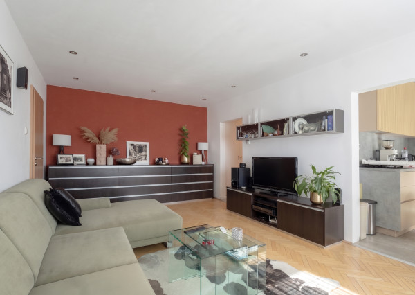NA PREDAJ – 3-IZBOVÝ BYT | 64,70 m² | BRATISLAVA – RUŽINOV