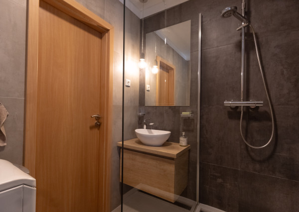 NA PREDAJ – 3-IZBOVÝ BYT | 64,70 m² | BRATISLAVA – RUŽINOV