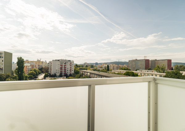 NA PREDAJ – 3-IZBOVÝ BYT | 64,70 m² | BRATISLAVA – RUŽINOV