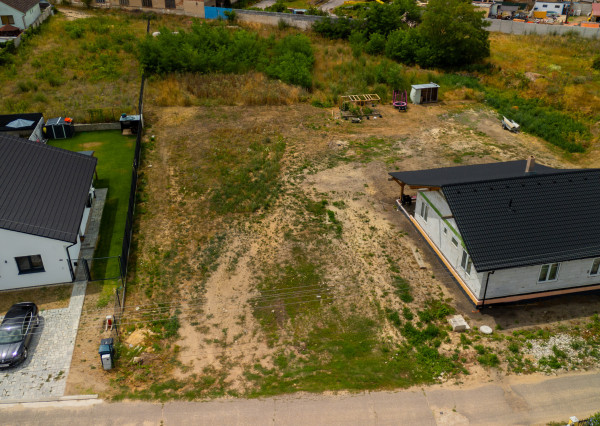 STAVEBNÝ POZEMOK NA PREDAJ | 835 m² | Záhorská Ves