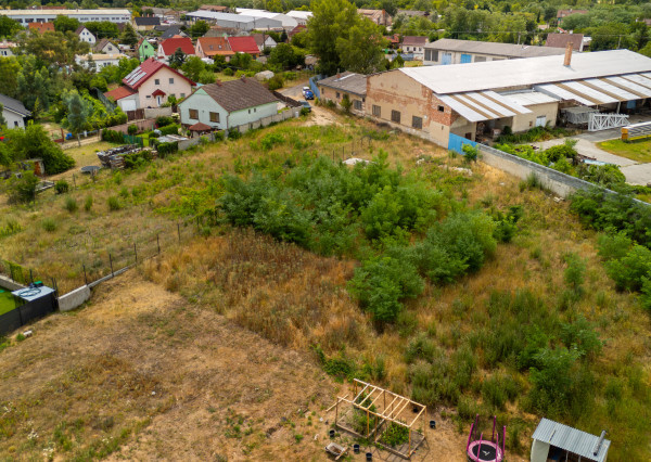STAVEBNÝ POZEMOK NA PREDAJ | 913 m² | Záhorská Ves