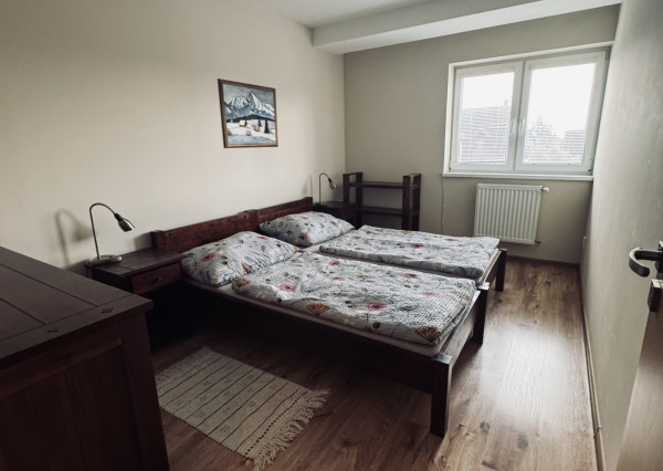 🔥 NA PREDAJ – 3-IZBOVÝ ŠTÝLOVÝ APARTMÁNOVÝ BYT.