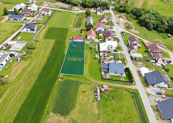 POZEMOK NA PREDAJ | 1029 m² | ORAVSKÉ VESELÉ