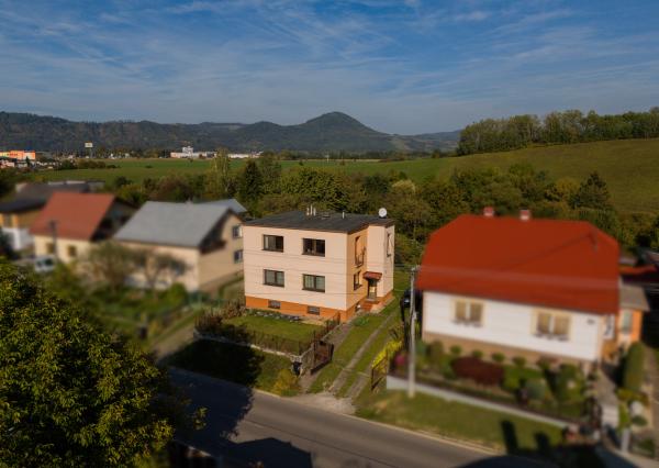 Ponúkame dvojpodlažný rodinný dom - Žilina mestská časť Trnové
